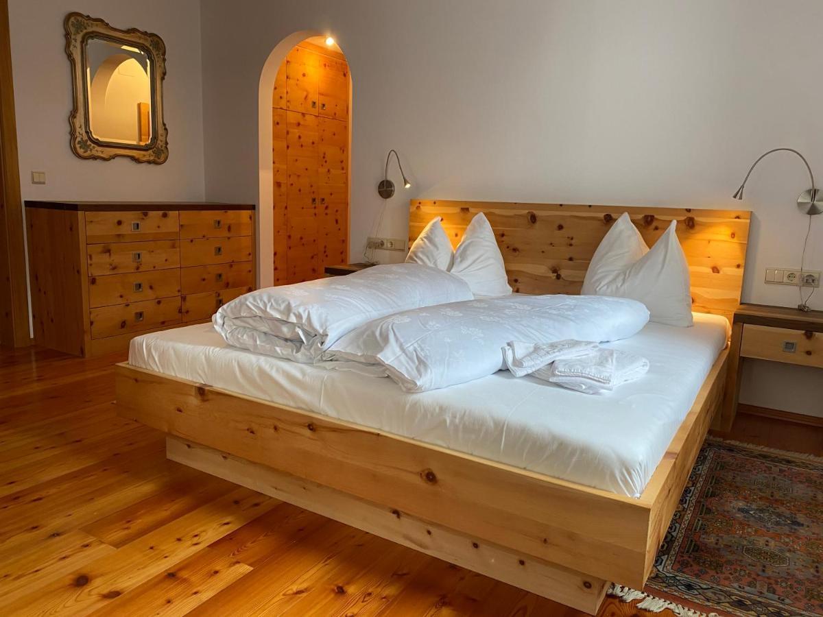 Villa Santer Toblach Buitenkant foto