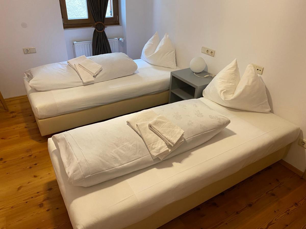 Villa Santer Toblach Buitenkant foto