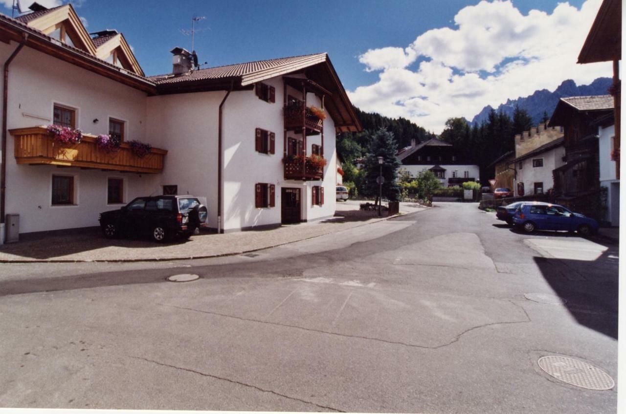 Villa Santer Toblach Buitenkant foto