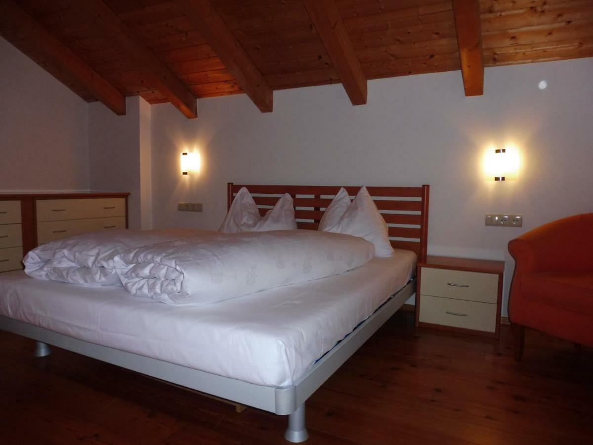 Villa Santer Toblach Buitenkant foto
